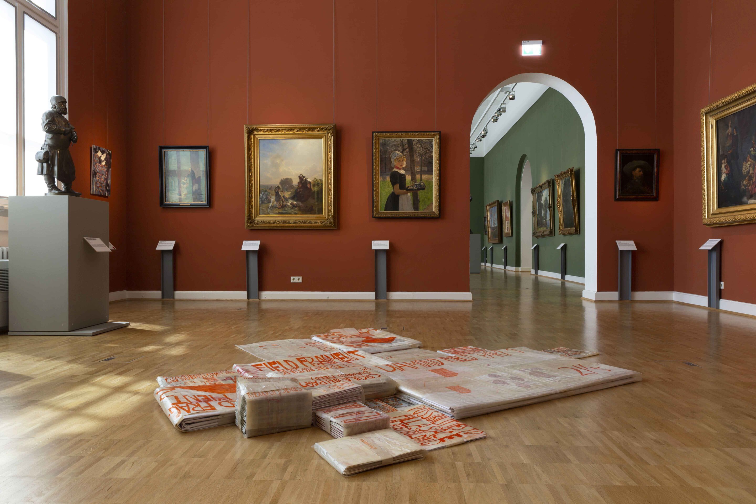 SPACINGS, installation view