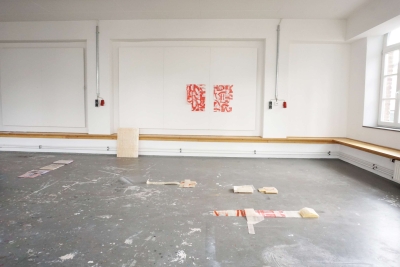 - body formation, bodyprogressions (wall-floor settings) , studio view 03/23